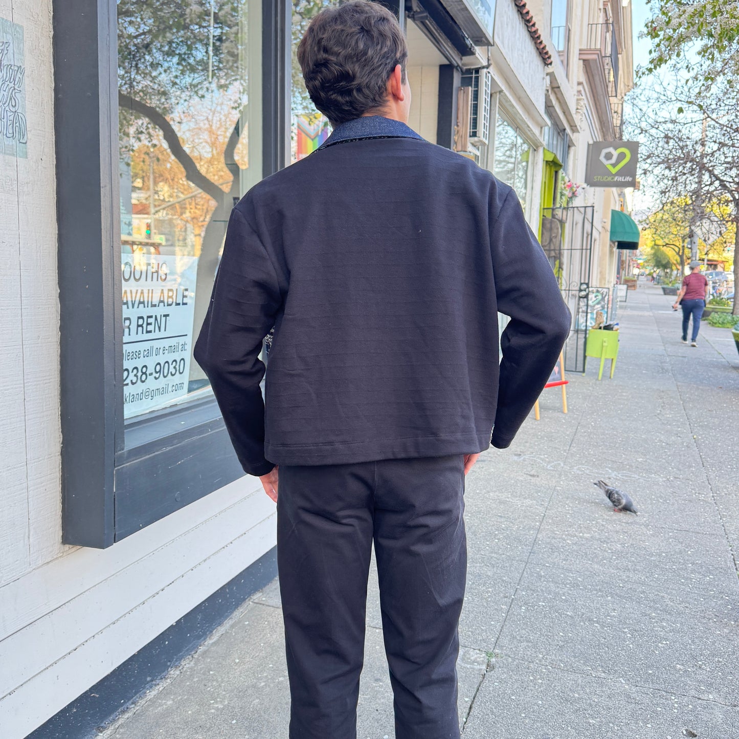 Short Sweater Jacket – Cotton Fleece & Textured Woven Front